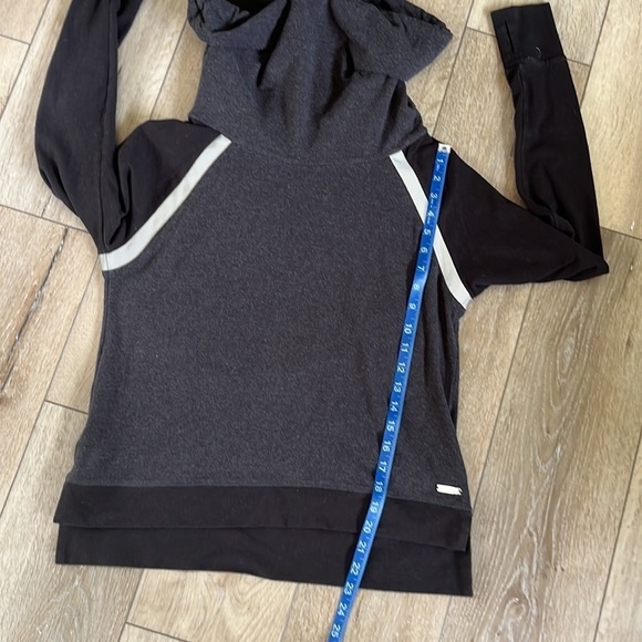 Sweaty Betty Gray Cowl Neck Sweatshirt - Picture 11 of 11